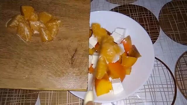 Обалденный Салат с брынзой и хурмой/VIKUSHA BEL смотреть онлайн