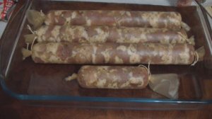 Острая сыровяленая колбаска своими руками в домашних условиях.