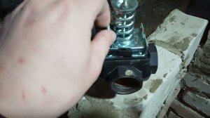 Как настроить реле давления