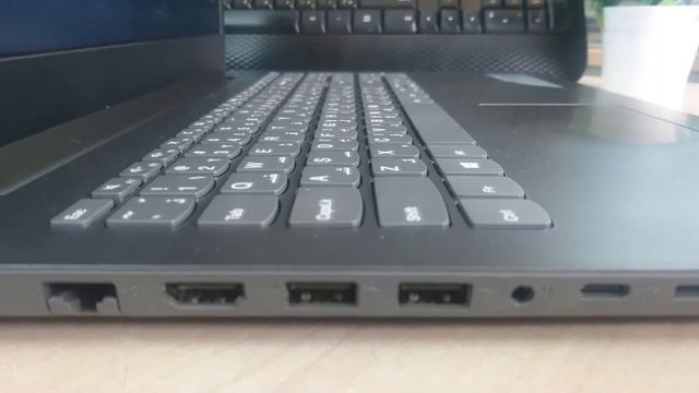 Lenovo Ideapad 320 Laptop Quick Review смотреть онлайн