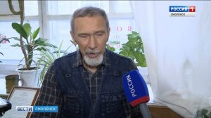 Смоленский мастер пишет иконы… резцом по дереву!