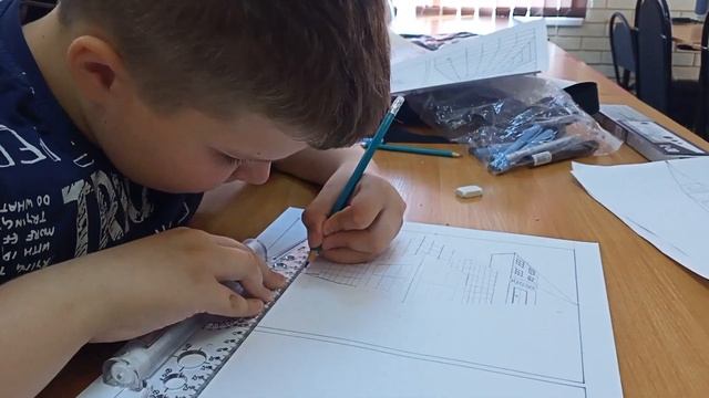 Второй Комикс - курс в Бузулуке - 2023 2А шестое занятие смотреть онлайн