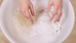 Отбелить БЕЛОЕ БЕЛЬЁ без Порошка и Отбеливателя! Легкий способ вернуть белизну белым ВЕЩАМ!