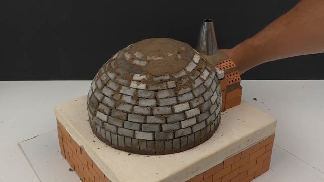 HOW TO BUILD A REAL PIZZA OVEN from Mini Bricks - BRICKLAYING - mini pizza in the oven! смотреть онлайн