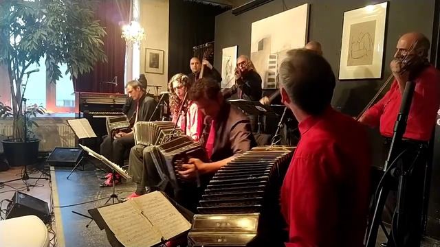 La Juan D'arienzo - Este es el Rey - Stuttgart 22 смотреть онлайн