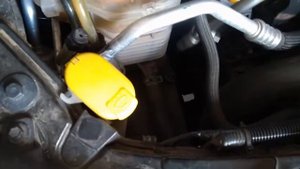 Заміна охолоджуючої рідини на Renault Laguna III 1.5 dci Рено Лагуна