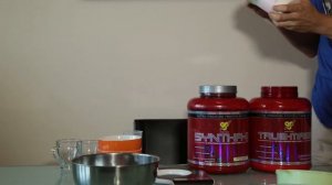 Распаковка-обзор гейнера BSN True Mass и протеина Syntha 6