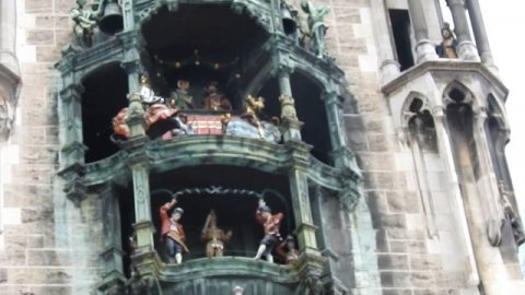 Мюнхен. Мариенплац, Новая ратуша. #Мюнхен #Мариенплацратуша #Munchen #Marienplatz #Глокеншпиль