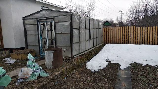 Первые цветы на даче // скоро лето // скоро жара !!! смотреть онлайн