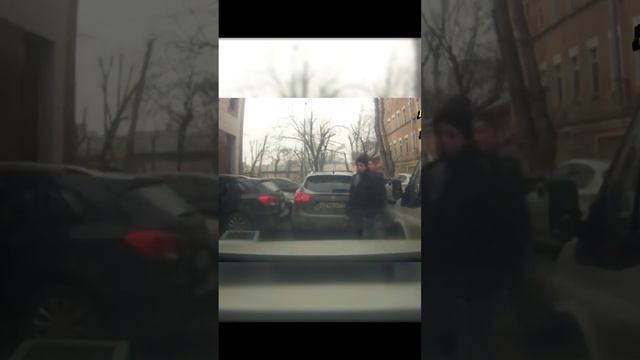Разборка на дороге