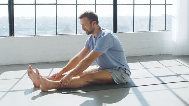 Vytas Yoga - Intensity 1 - Easy Seated Yoga