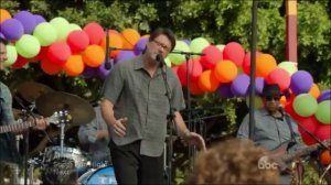 Modern Family "I Want To Know What Love Is" Scene