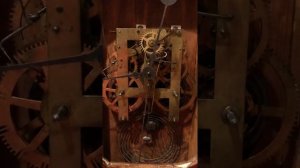 Старинные часы механизм