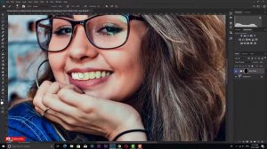 1 Minute Tutorial | Teeth Whitening in Photoshop | Using Plugin