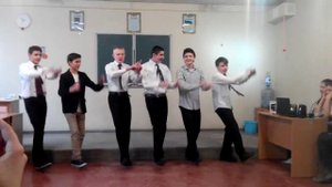 Школа. Танцы. Мальчики. 8А.8марта