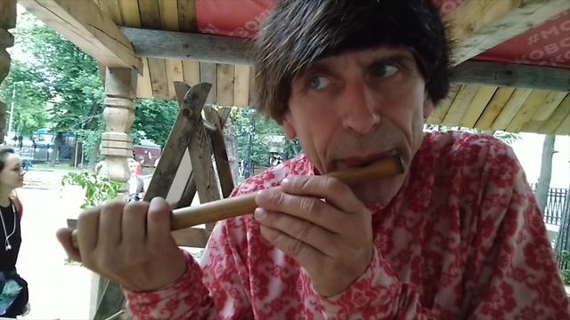 Необычные старинные музыкальные инструменты Руси. Колёсная лира. ๑۩๑ Фестиваль "Времена и эпохи".