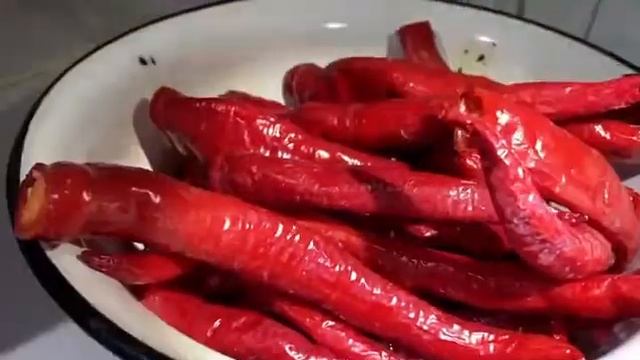 Грузинская аджика с грецким орехом??