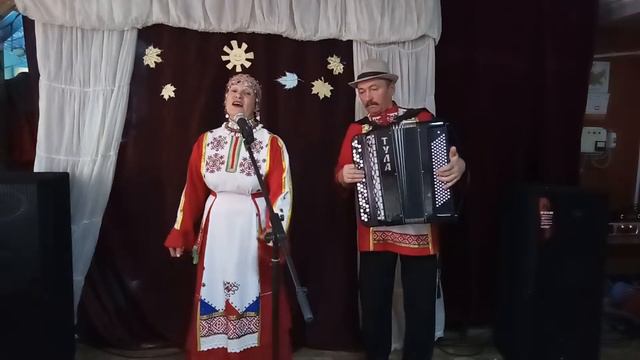 Исполняет: Разбойкина Вера с песней "Играют солнечные лучи".Руководитель Никитин Валерий смотреть онлайн