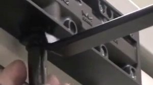 Монтаж дверного доводчика DORMA TS Profil. 5. Крепление рычага