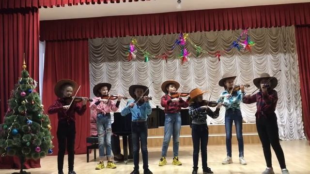 «Веселий ковбой» Американська народна мелодія. Ансамбль скрипалів "Віоліночки" смотреть онлайн