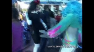 Прикольные танцы инопланетян UFO Funny dancing 面白い舞踊 مضحك الرقص 滑稽舞蹈 재미있는 춤 अजीब बात है नृत्य