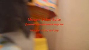 Моя красавица Русалочка Марина плавает в аквариуме.