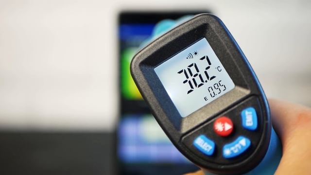 Пробуем ЛЕДЯНОЙ ОБВЕС для СМАРТФОНА – работает ли? смотреть онлайн