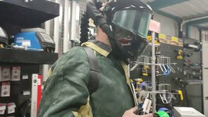 Маска сварщика Guardian с турбоблоком Guardian Air.