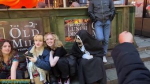 ДВЕ «ПИКОВЫЕ ДАМЫ».пранк.