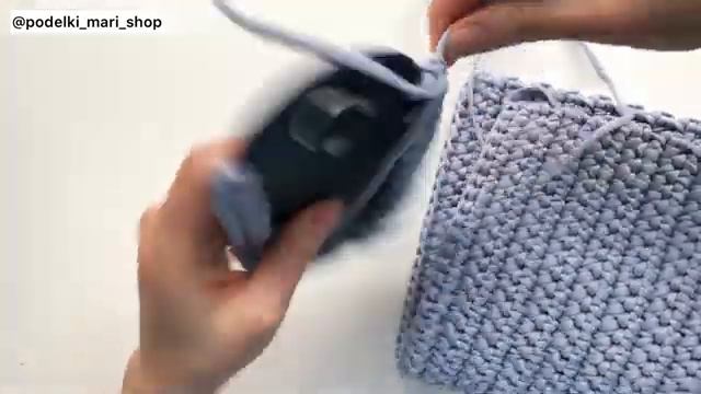 Сумка крючком с кожаными боковинами