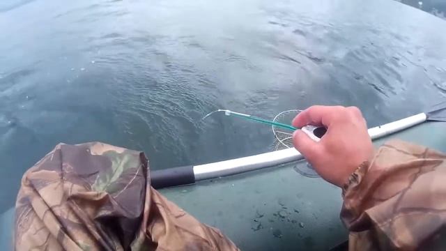 Парное.День первый.Рыбалка на сорогу и окуня,на зимнюю удочку летом, озеро Большое,Шарыповский райо смотреть онлайн