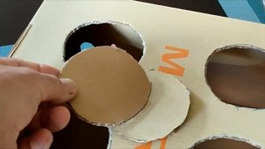 Как сделать своими руками интеллектуальную игру для кошки. На скорую руку из коробки.