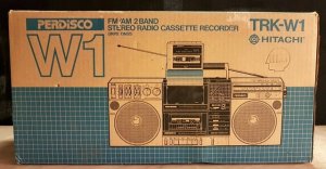 Винтажный стереомагнитофон HITACHI TRK-W1W Boombox Япония-ЯПОНИЯ-1981-год