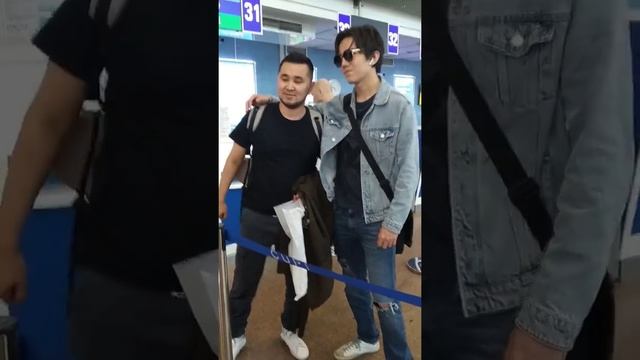 Димаш. Аэропорт Минск 22.06.2019 смотреть онлайн