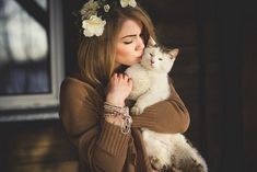 Автоматическая кормушка для кошек,собак.