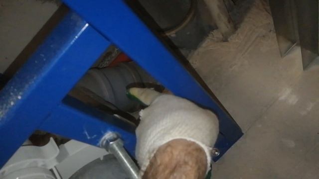 Группа ввода воды и водоподготовка в туалете. Инсталляция Santek Сантек смотреть онлайн