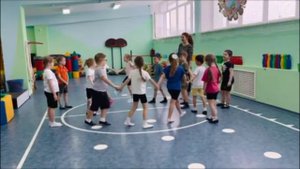 Подвижная игра Мышеловка