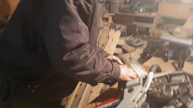 Ремонт бензопилы, замена ведущей звездочки смотреть онлайн