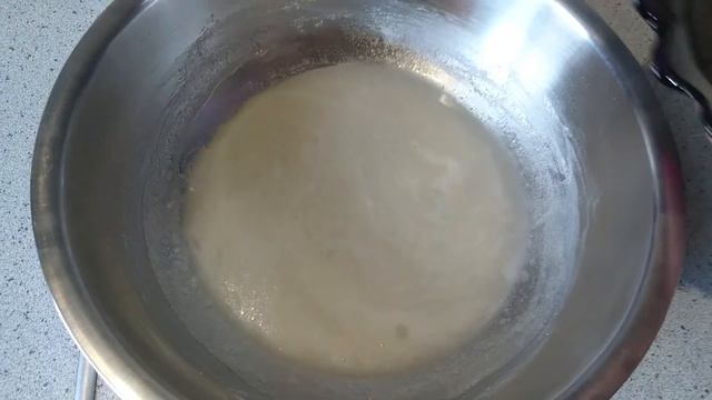 Глазурь без яиц для КУЛИЧЕЙ.Не крошится не липнет не сыпется .Лёгкая в приготовлении смотреть онлайн