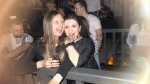 Слайд-шоу поздравление на свадьбу от подруг