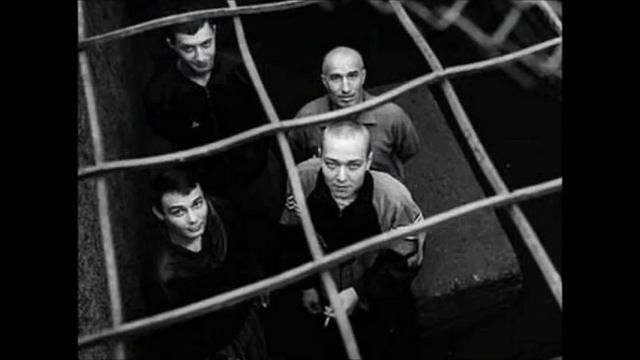 Хата для опущенных смотреть онлайн