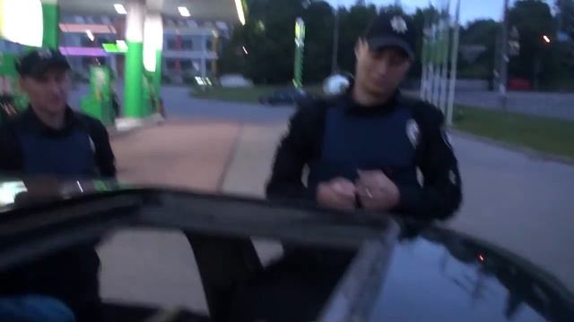 полиция слушает АК-74 ржачь смотреть онлайн