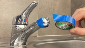 Даже сантехники не осмелились починить этот кран своими руками!