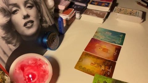 ????ВАША ПОДРУГА . Отношение и совет. Расклад на таро. #таро #расклад #раскладтаро #советтаро