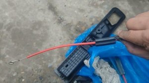 Ремонт замка двери БМВ Е34, замена троса и ручки двери часть 1