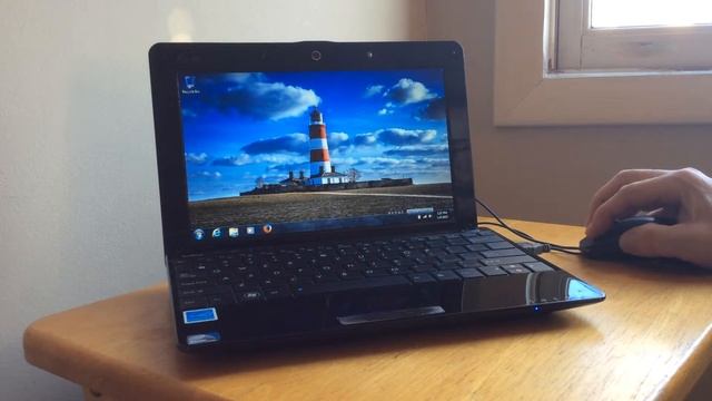 Asus Eee PC 1005HAB NetBook смотреть онлайн