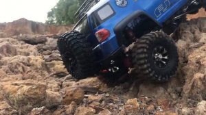 RGT EX86120 1/10 Scale Toyota FJ Cruiser Offroading! RC Adventure Indonesia