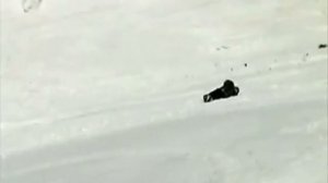 Упал со снегохода и разбился