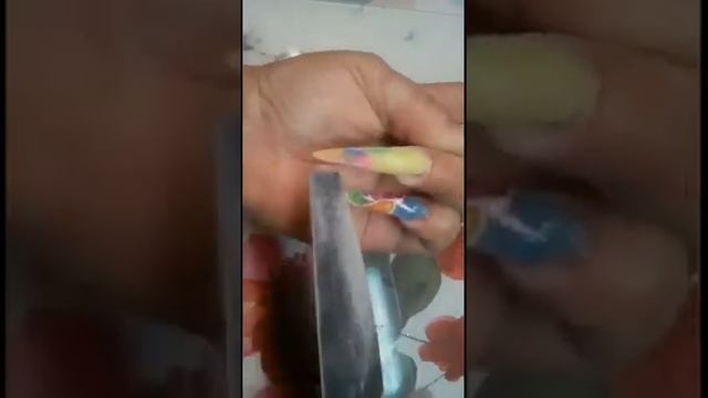 *24*Наращивание ногтей формы Стилет. Цветной полигель,блестки,прорисовка.