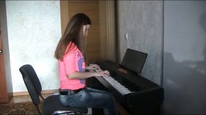 Т. Овсиенко "Школьная пора" на синтезаторе